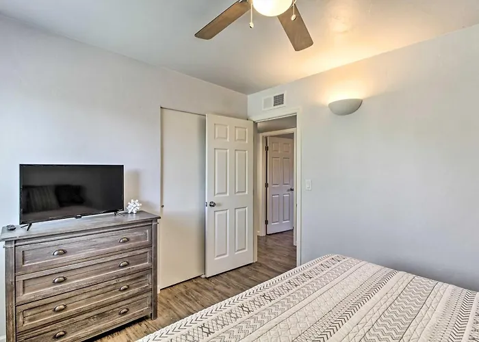 Private Yard! Pet-friendly Getaway Holiday home
